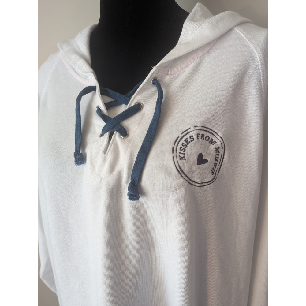 Disney Parks kisses from Minnie hoodie - Picture 5 of 9